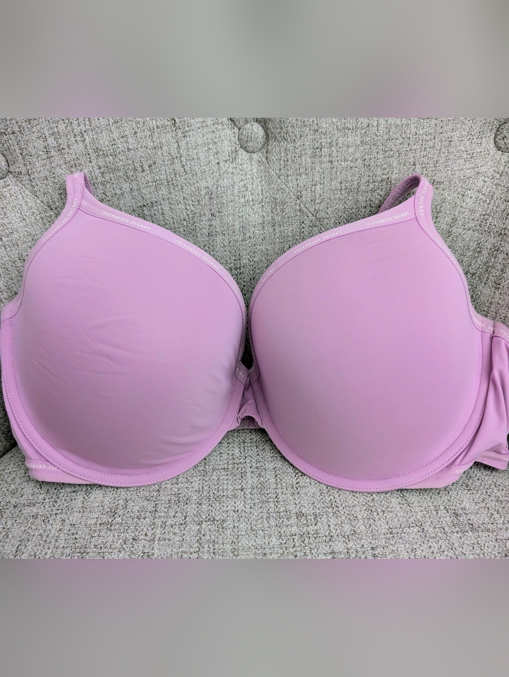Victoria's Secret Lavender Smooth Lightly Lined T-Shirt Bra